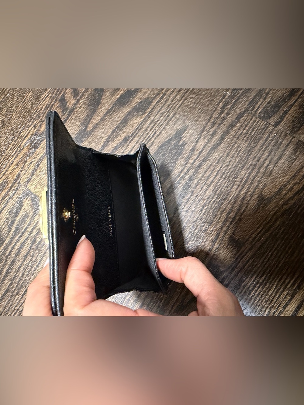 CHANEL Boy Card Holder - Picture 6 of 7